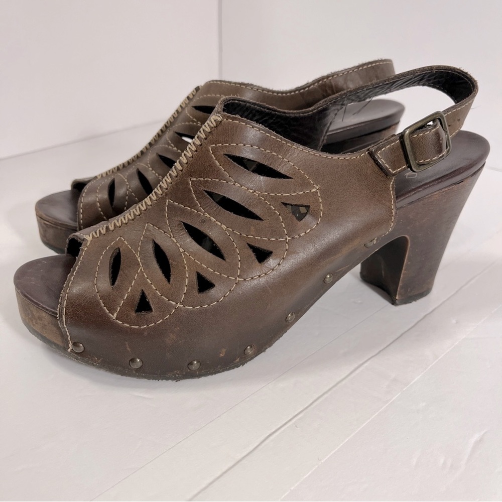 Dansko Studded Brown Leather Wood Platform 3”Sandals Sz 10.5-11 Rowena
